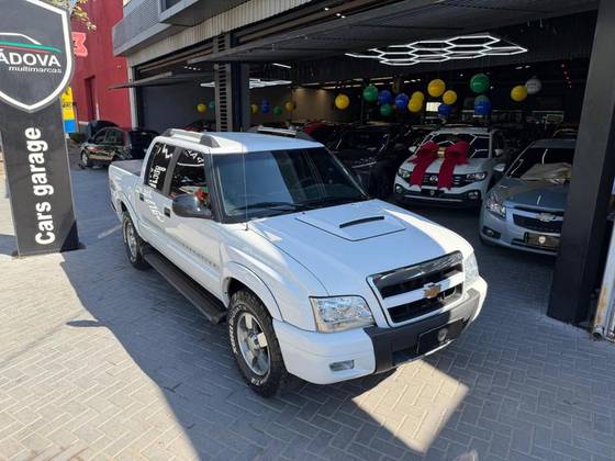 CHEVROLET S10 2.8 EXECUTIVE 4X4 CD 12V TURBO ELECTRONIC INTERCOOLER DIESEL 4P MANUAL CHEVROLET S10 2.8 EXECUTIVE 4X4 CD 12V TURBO ELECTRONIC INTERCOOLER DIESEL 4P MANUAL